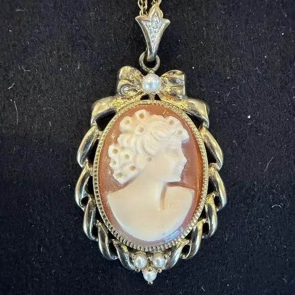 Vintage Sterling Silver Shell Cameo Pendant Necklace 925 Carved Lady Bow Pearl
